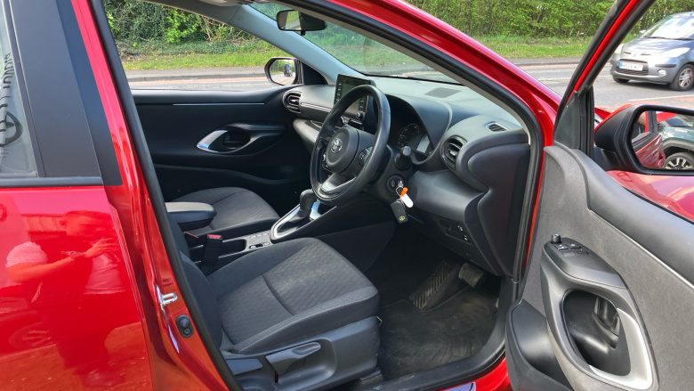 Toyota Yaris 1.5 Hybrid Icon 5dr CVT Hybrid Hatchback